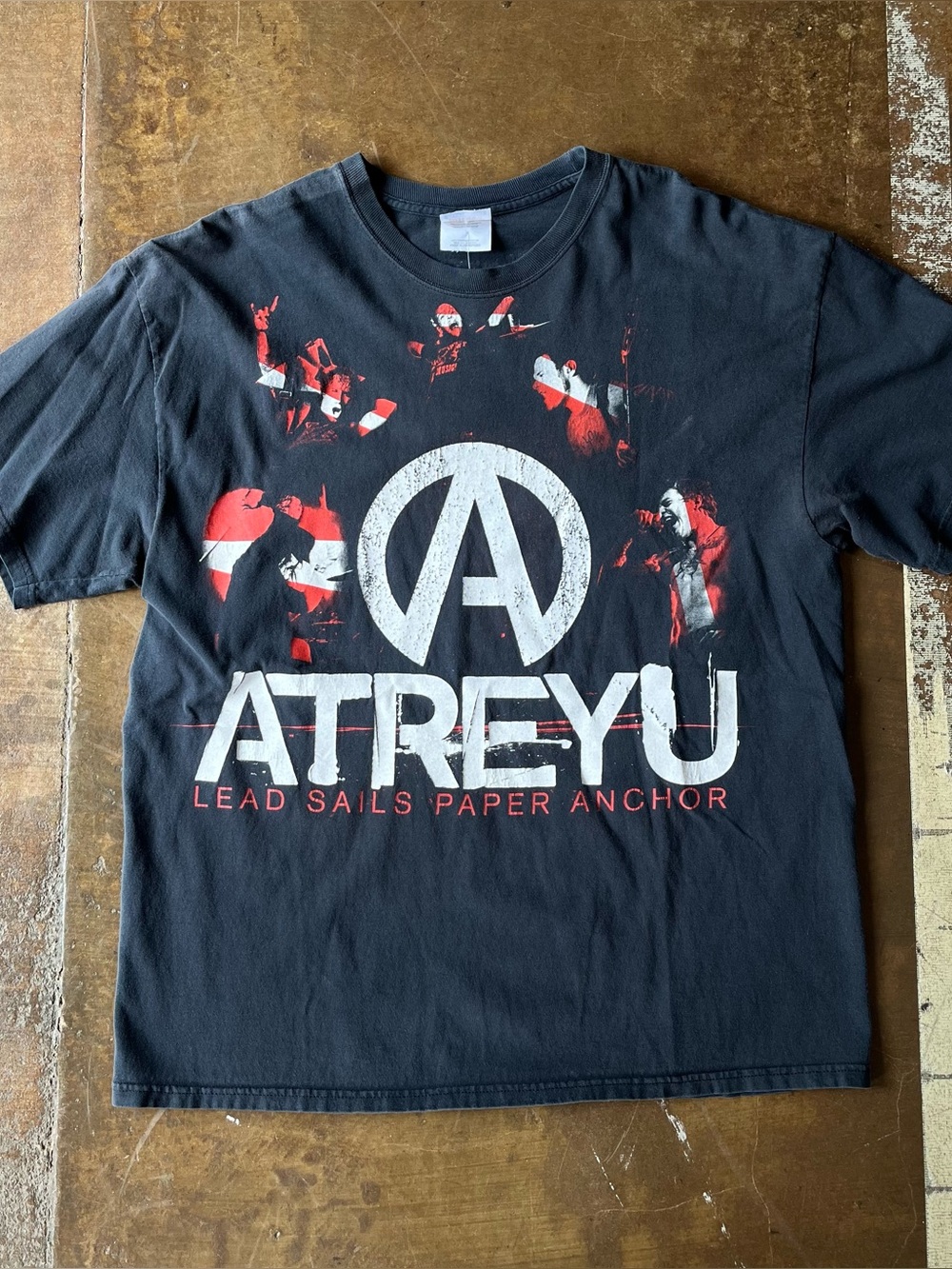 Vintage Y2K 2008 Atreyu A Taste of Chaos Concert Tour T-Shirt Rock Metal Unisex
